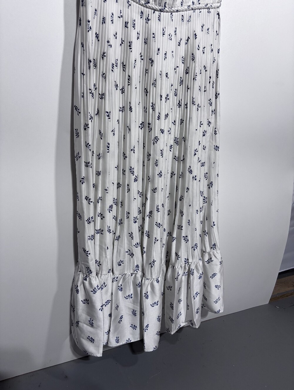 Polo Ralph Lauren Floral Pleated Satin Maxi Dress Size 8 - Picture 8 of 11